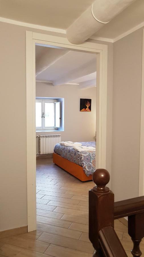 La Casa Di Abbi Apartment Napoli Ngoại thất bức ảnh